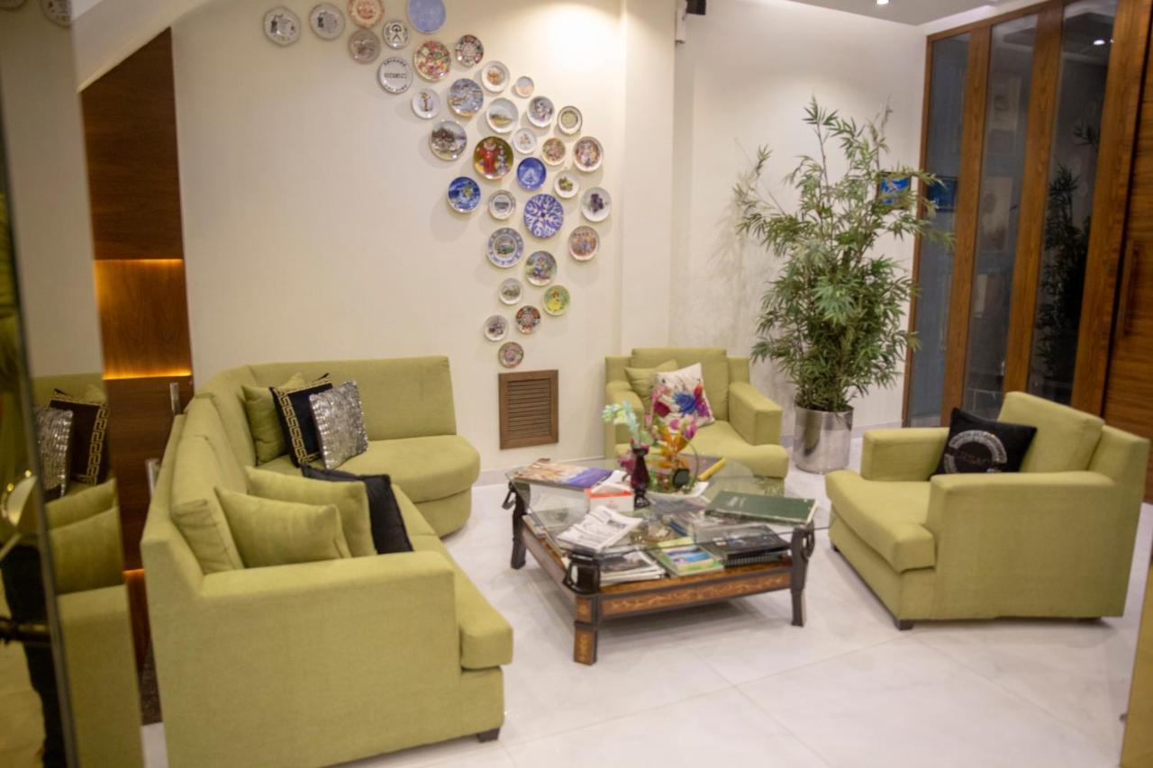 Lahore Continental Hotel エクステリア 写真