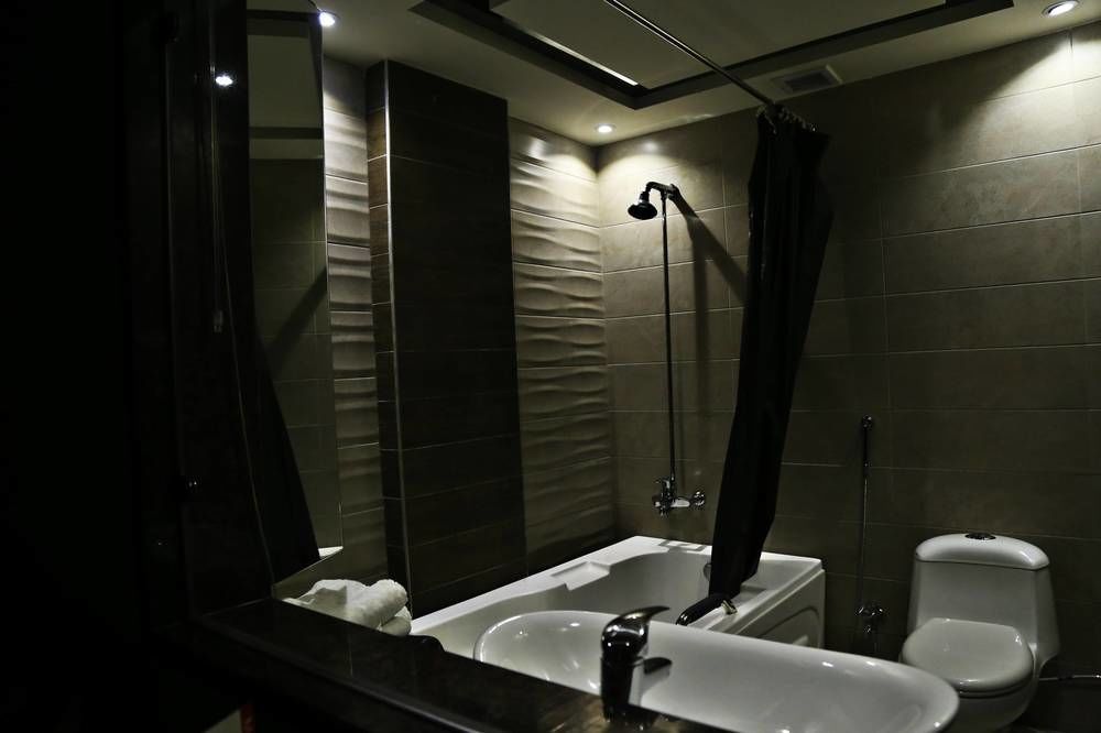 Lahore Continental Hotel エクステリア 写真